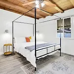 Gilmore Grove In Reseda